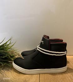 Uued! Guess girls boots with beads