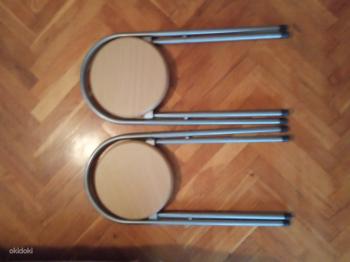 Müüa 2 kokkupandavat tooli