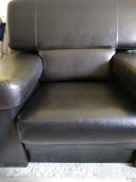 Väga suur nahast tugitool