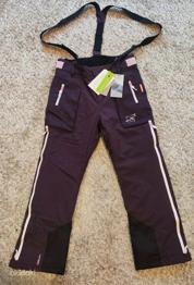 Uued naiste mäesuusa talvepüksid. Suurused 164 ja 176