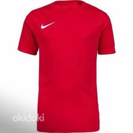 Nike Dri-Fit trennisärk, suurus M